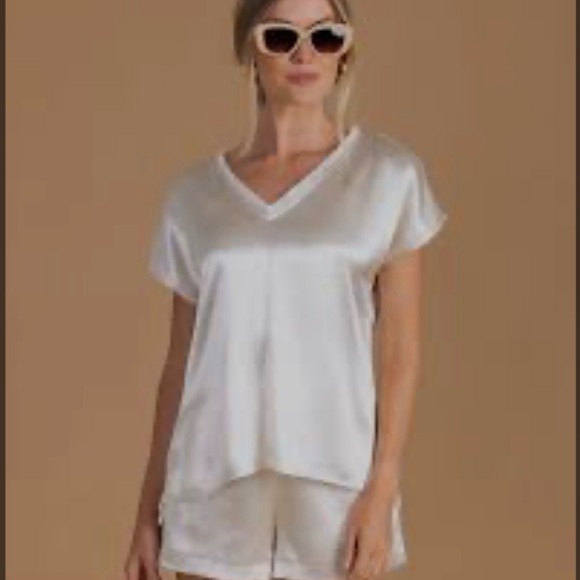 S’EDGE “Joan” Poly Blouse Size L NWT Matching Short XL bone/ cream color NWT - Picture 2 of 6